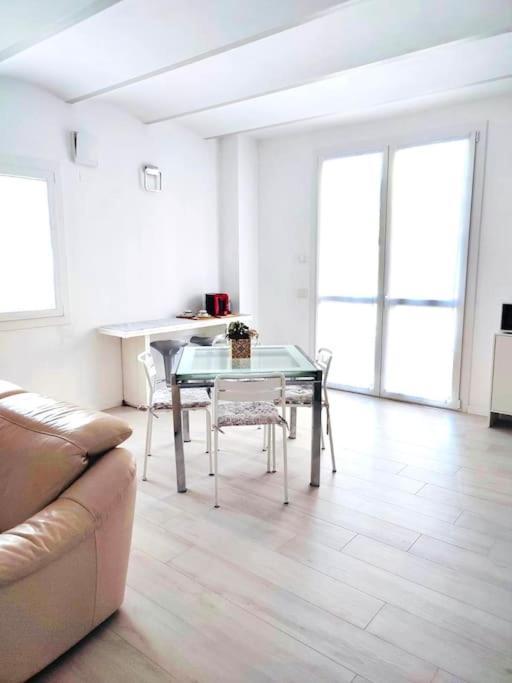Ambroeus Apartmens Casa Spaziosa In Centro Paese Inzago Extérieur photo